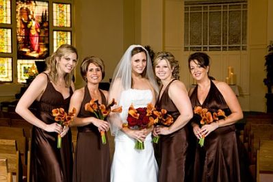 Bridesmaids with brown dresses