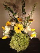 arrangement-55-75-hydrangea-gerbera-tulip-rose-white-yellow.jpg