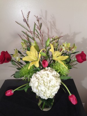 Hydrangea, roses, lilies